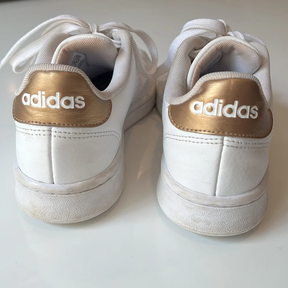 ADIDAS - Picture 2 of 8